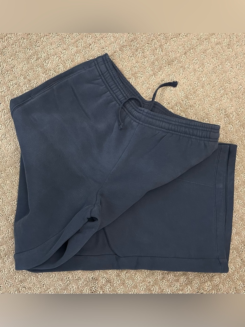 Vuori Women's restored ultra wide leg pants - Picture 5 of 5
